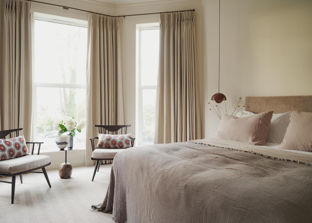 Leighton House - Boutique Guesthouse Μπαθ Εξωτερικό φωτογραφία A bedroom at the Hotel