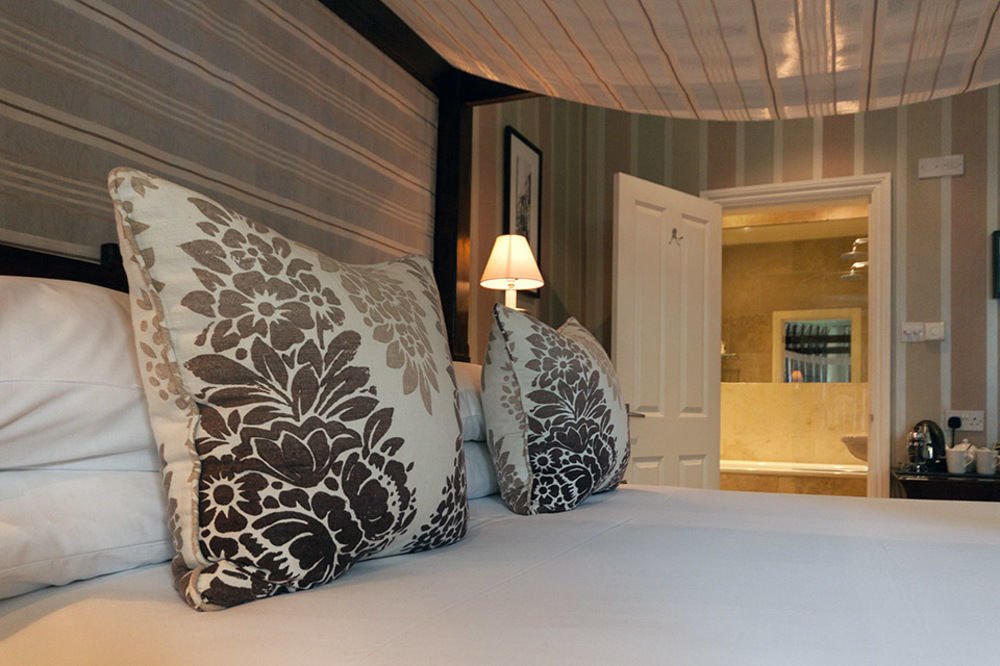Leighton House - Boutique Guesthouse Μπαθ Εξωτερικό φωτογραφία A bedroom at the hotel